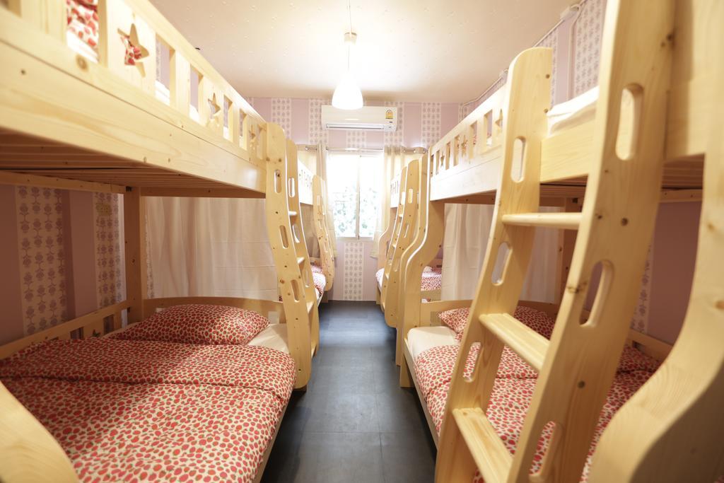 Blue Jasmine Hostel Bangkok Phòng bức ảnh