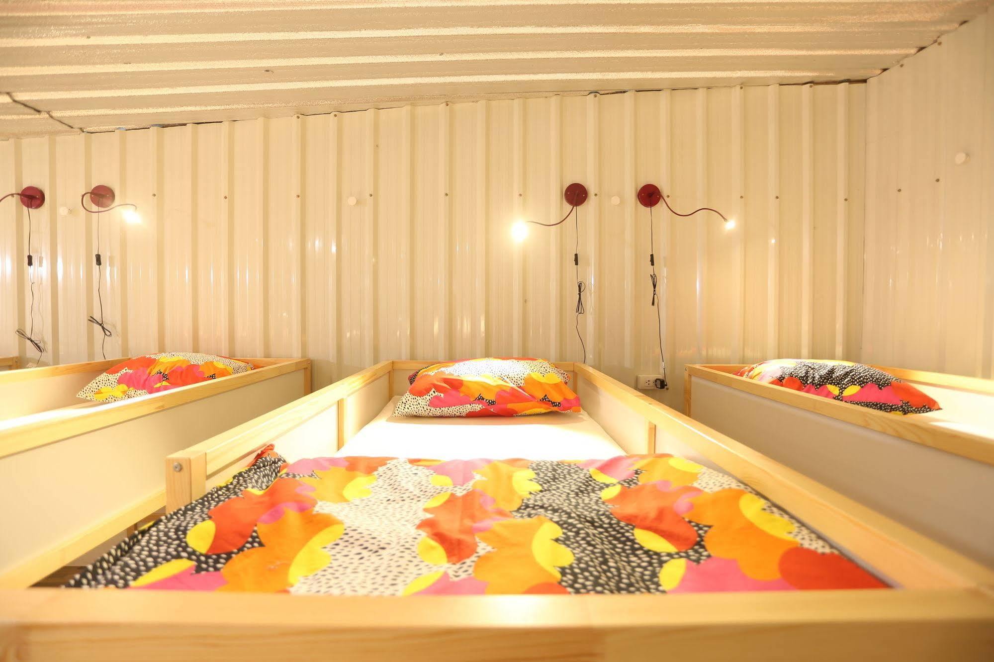 Blue Jasmine Hostel Bangkok Ngoại thất bức ảnh